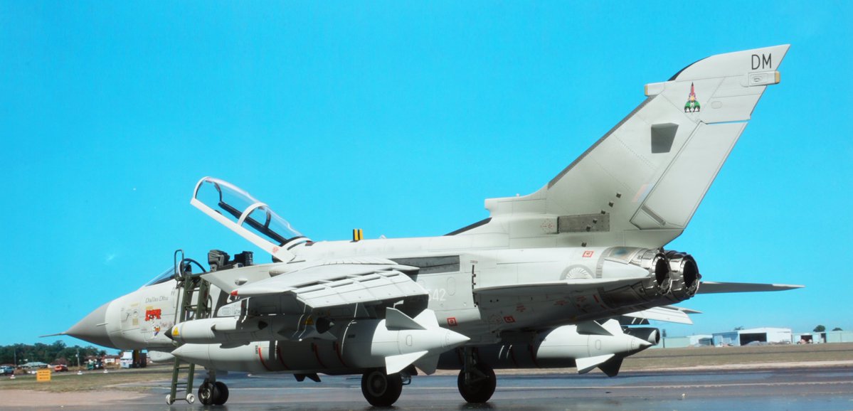 Italeri Model Kits tweet media