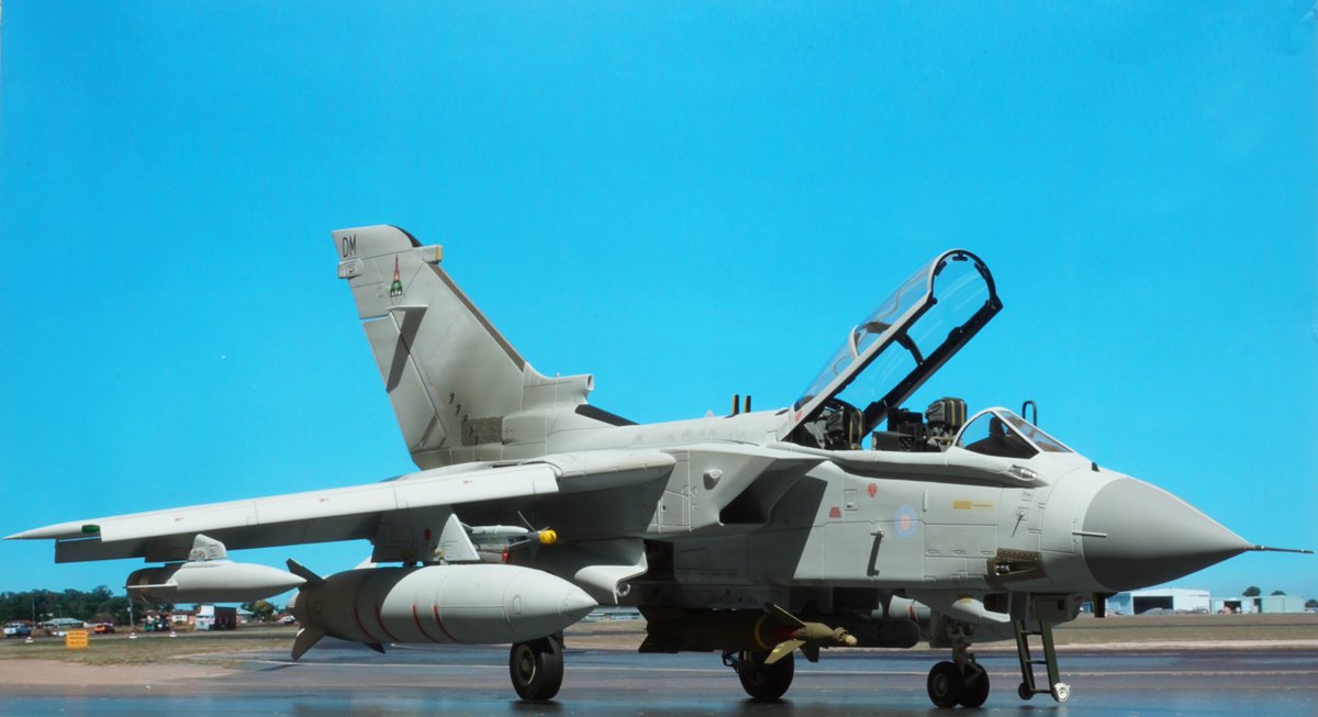 Italeri Model Kits tweet media