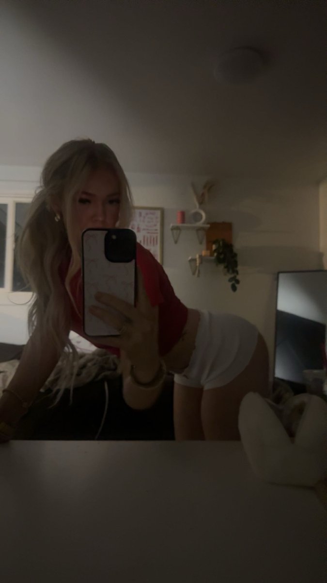 lucyrainee's tweet photo. https://t.co/xzEKGSRWx7