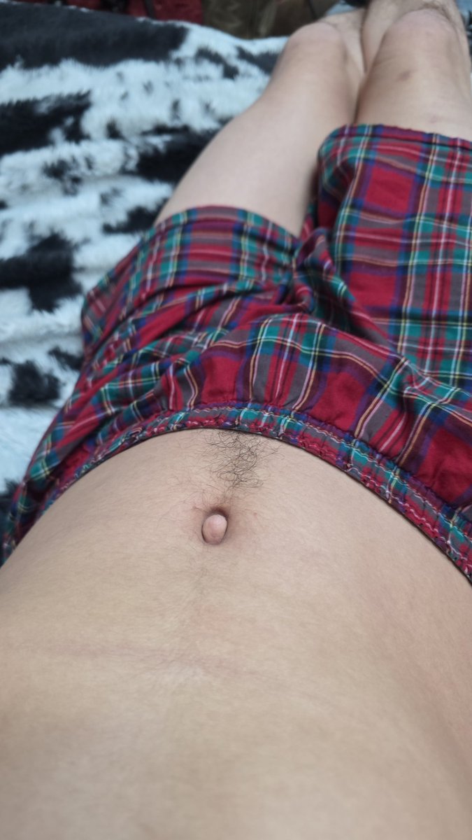 You should cum join me and sit on it 😏 or maybe I can sit on yours 🤭 ✨️cum check out my onlyfans for exclusive content✨️ 
onlyfans.com/daddyalex79
#viral #content