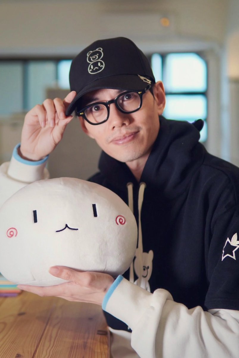 If you click, you’ll see my selfie wearing ときのそら hoodie &amp; cap outfit, with ぬんぬん.