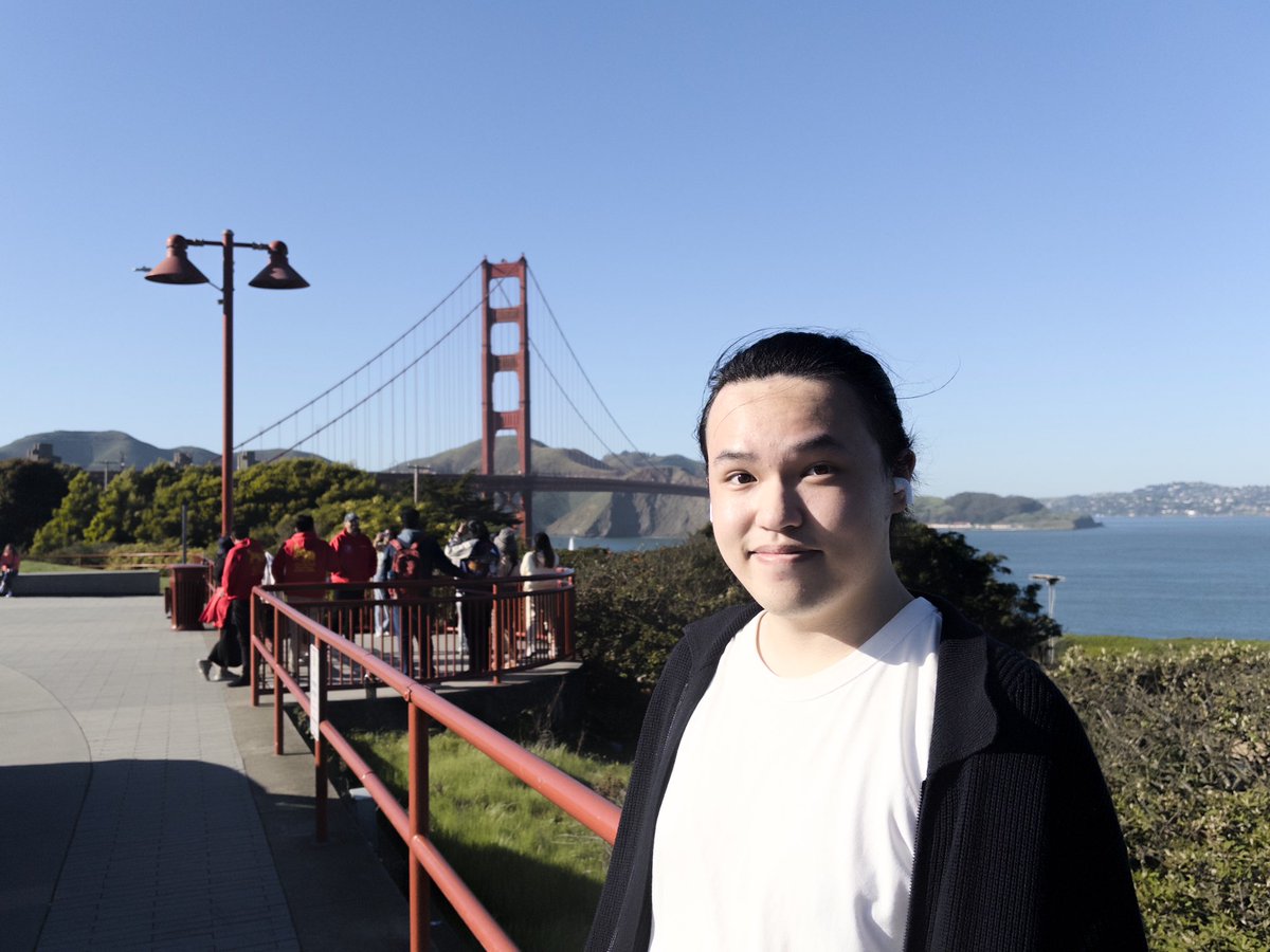 几经寻找，还是找到了一个非常相似的打卡机位🤓