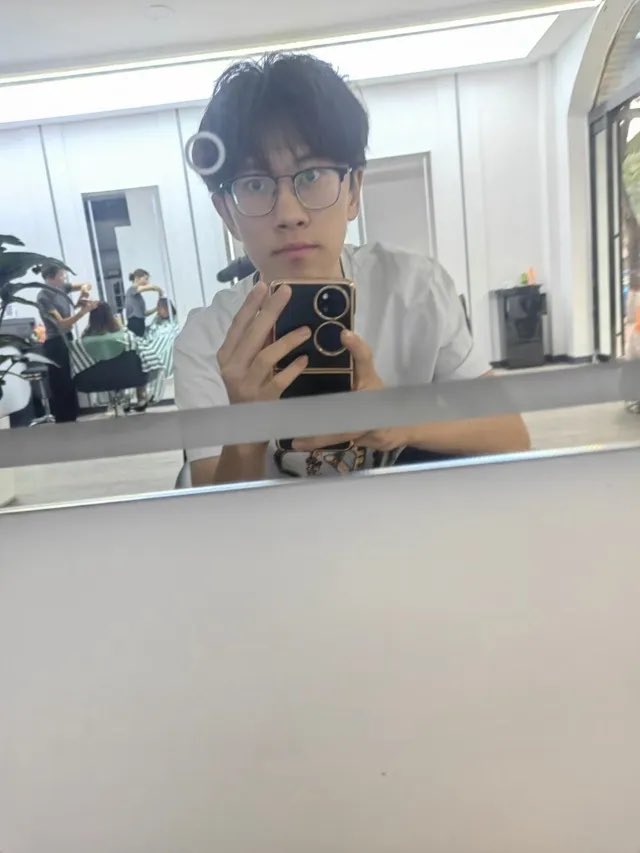 haochen0718's tweet photo. 骚狗直男被勾引 #直男 发骚 https://t.co/gz52mhoTK9