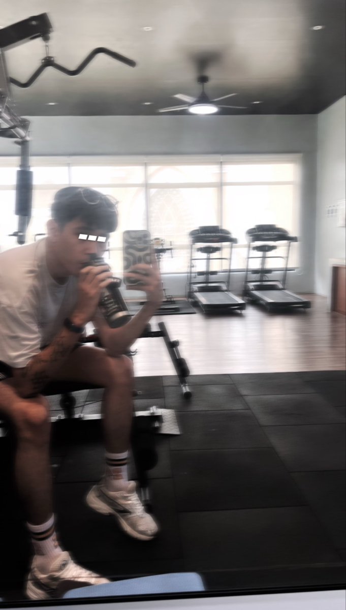 Batam FWBase tweet media