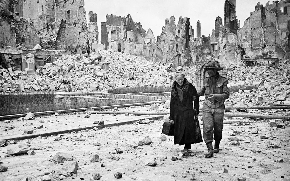 ImmerKC's tweet photo. Making peace with evil is not attaining true peace. Freedom is not free, liberty comes at a price. In June 1944, Caen France became "the martyr of liberty". 73% of Caen was destroyed by allied bombing. But it meant liberation for nazi-occupied France. D-Day was the turning point. https://t.co/xxqFBLOoRR