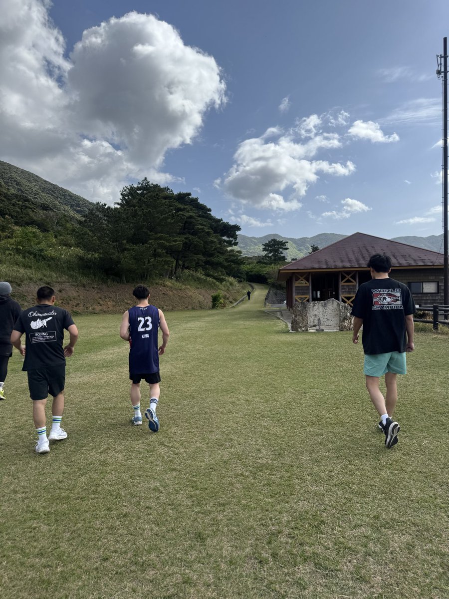 seiya_iwai's tweet photo. 🏝🌺🌴🥊
徳之島合宿❤‍🔥 https://t.co/4QzcHIcraV
