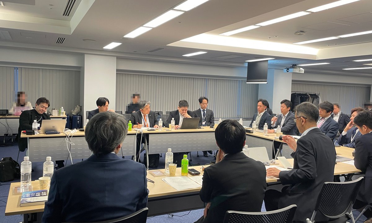 siiibo's tweet photo. 3/6（金）に開催された「Japan Fintech Week 2026」内、Fintech協会 @fintech_japan 主催のラウンドテーブルに、弊社代表の小村が登壇しました。「社債」について官民様々な登壇者が各立場から意見する中、私募社債の活用についてお話させていただきました。ご来場の皆様、ありがとうございました。 https://t.co/KepXBsQAUy