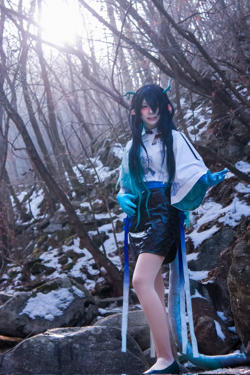 明日方舟 夕 명일방주 시

오늘은 왠지 기분이 좋네. '전장백골도'라도 그려 줄까?

#明日方舟 #アークナイツ #Arknights