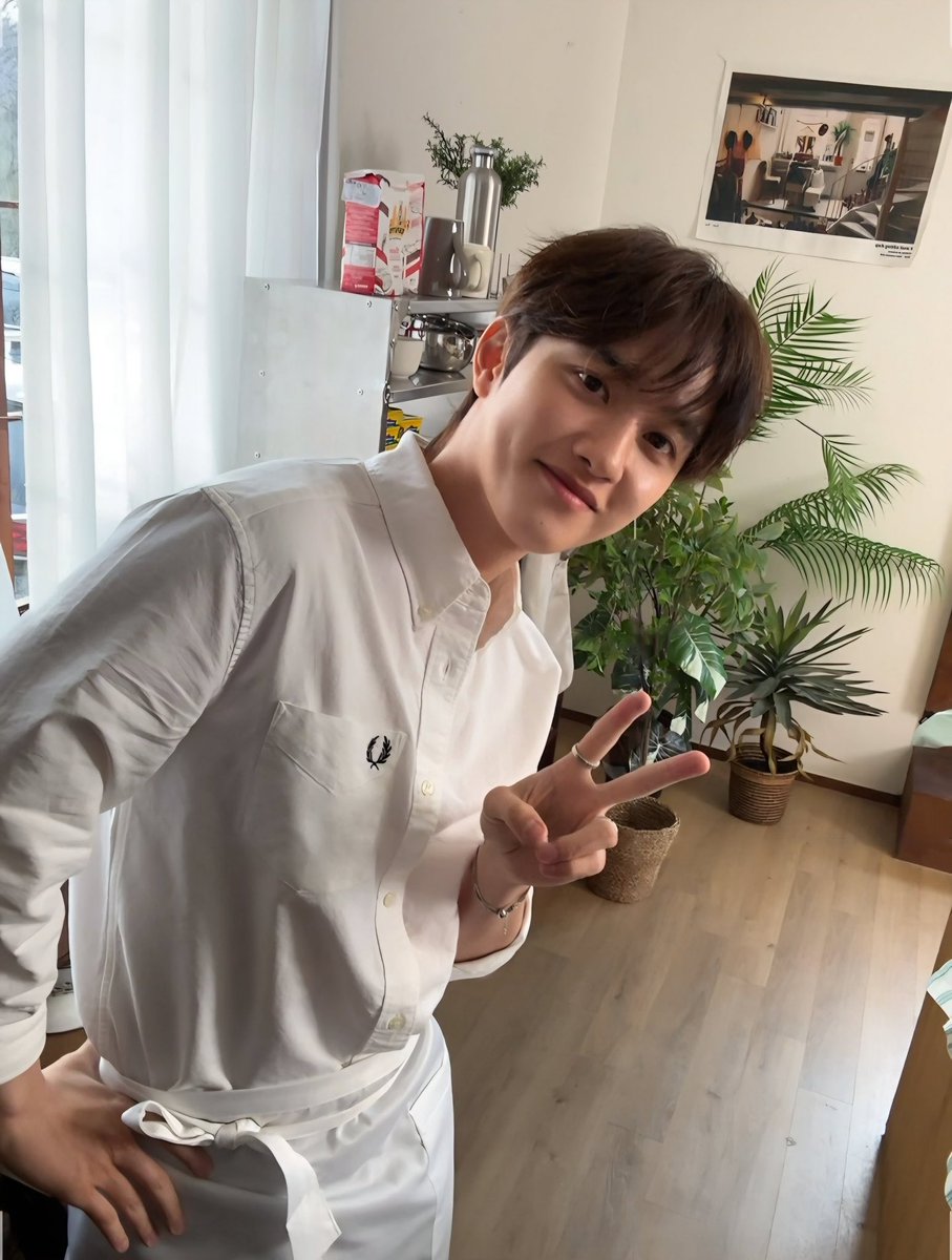 ปัดเป่าทุกข์บำรุงสุขวันจันทร์มาก 😭 เป็นรูปแรกที่รู้สึกว่าอายุ 33 แล้วนี่นา 😳