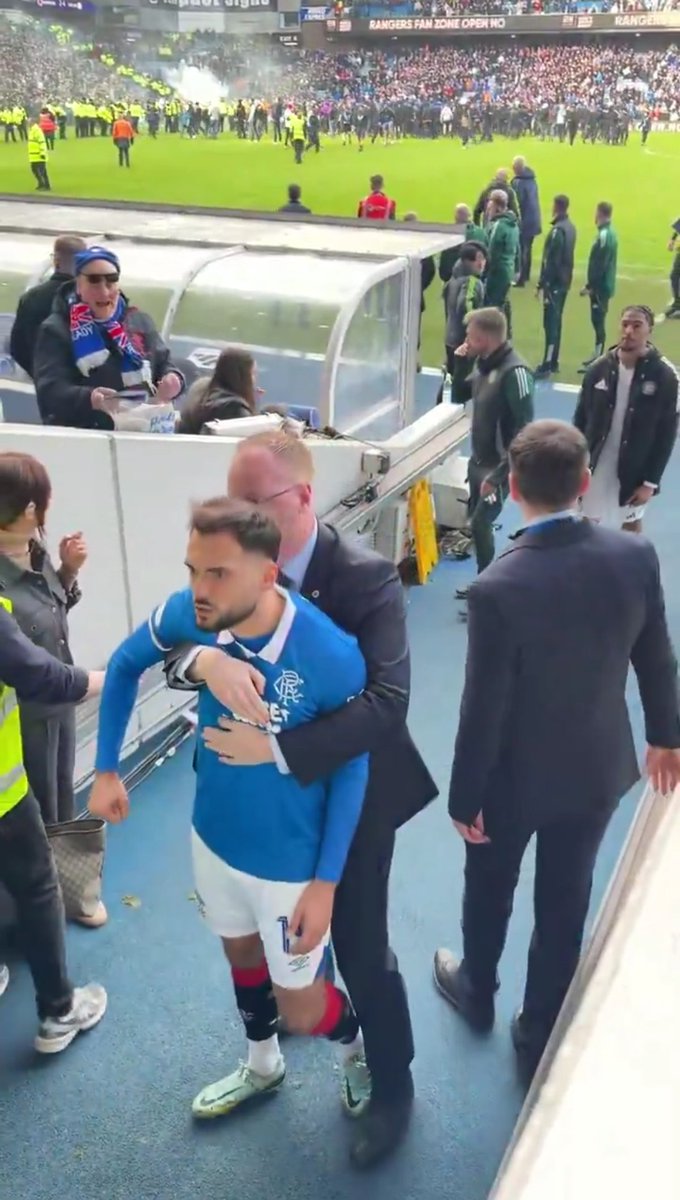 michael aherne tweet media