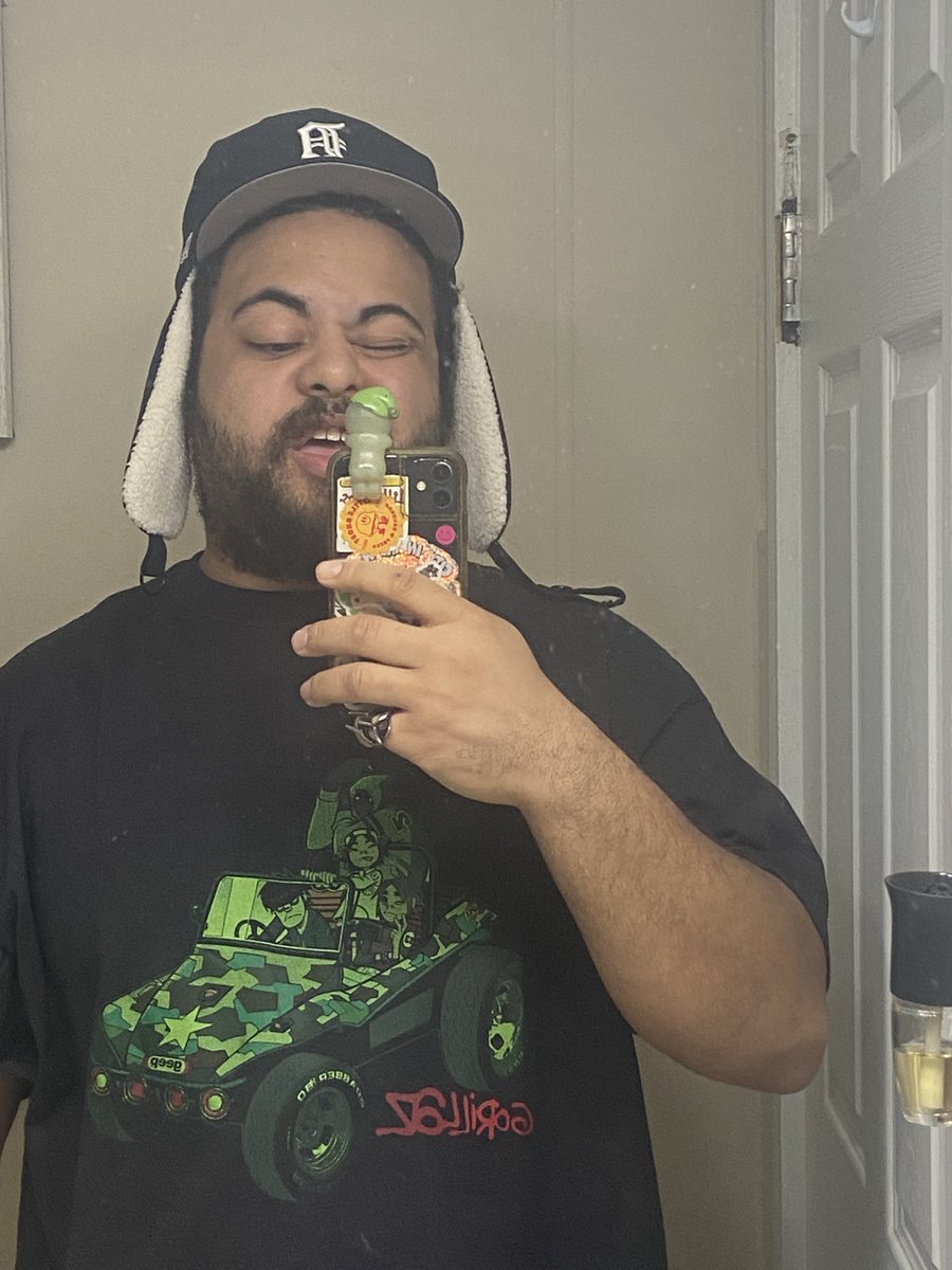 ⭐️ The Artist, CARRIS ⭐️ tweet media