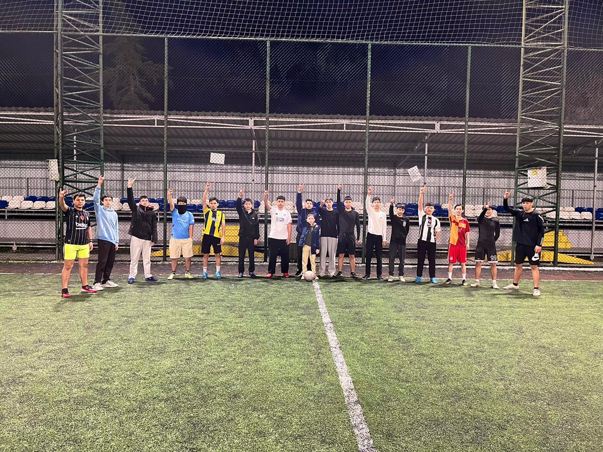 Zeytinburnu Ülkü Ocakları olarak, Spor Faaliyetleri kapsamında “halı saha” etkinliği gerçekleştirdik.

<a href="/ayyildirim1/">Ahmet Yiğit Yıldırım</a> 
<a href="/fatihaydin_TC/">Fatih Aydın</a> 
<a href="/Aalparslandogan/">Alparslan DOĞAN</a> 
<a href="/MuratYukselMY/">Murat YÜKSEL 🇹🇷</a> 
<a href="/CnytErdogan23/">Cüneyt Erdogan</a> 
<a href="/zeytinburnuocak/">Zeytinburnu Ülkü Ocakları</a>