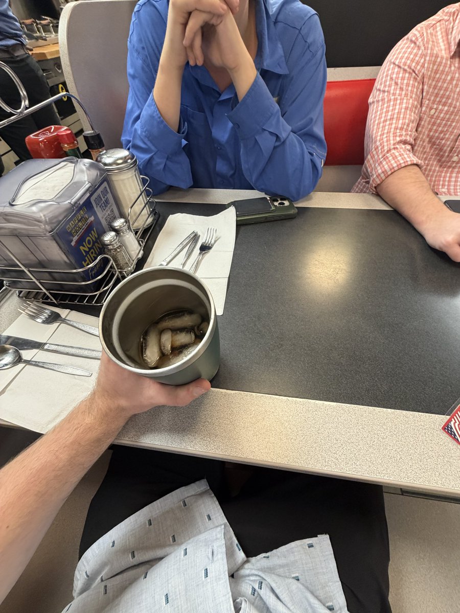 Harold Frazier tweet media