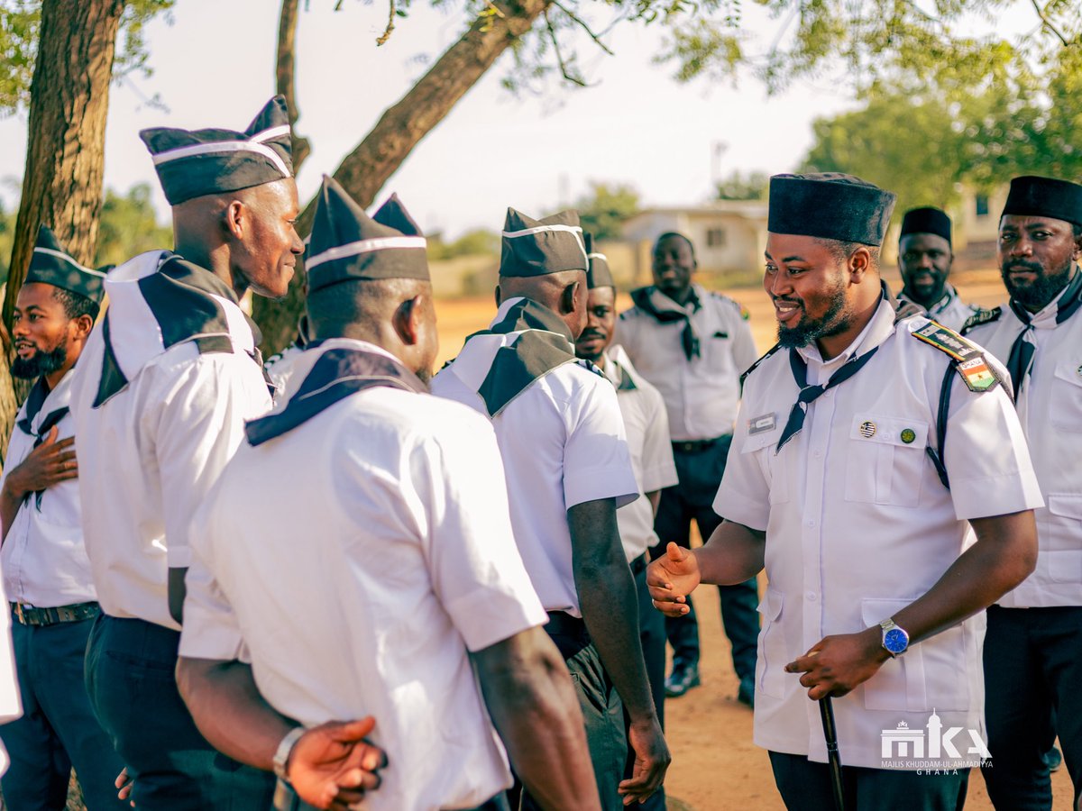 mkaghana's tweet photo. A warm reception from Senya Circuit members as they welcomed the Sadr Mulk 🇬🇭 and his team during the Thank You Tour.
#ThankYouTour #MKAGhana #KhuddamGhana #IslamAhmadiyya
Visit us @ https://t.co/CuMHlOWCV1 https://t.co/njPdADyZ9D