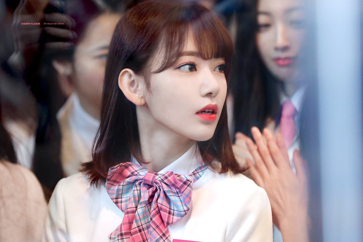 kkuraface's tweet photo. 2018 상암절

#사쿠라 #SAKURA #宮脇咲良 https://t.co/UoyMzPI28j