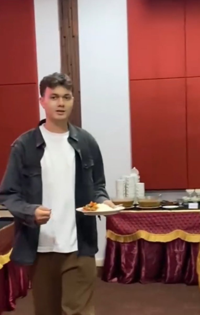 clairevoyant tweet media