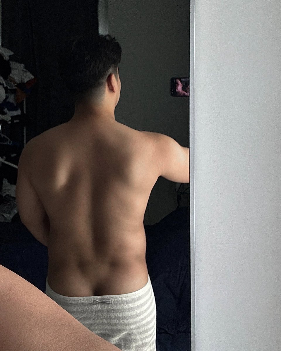 pae_98's tweet photo. >👅< https://t.co/TQaNcxRCk2