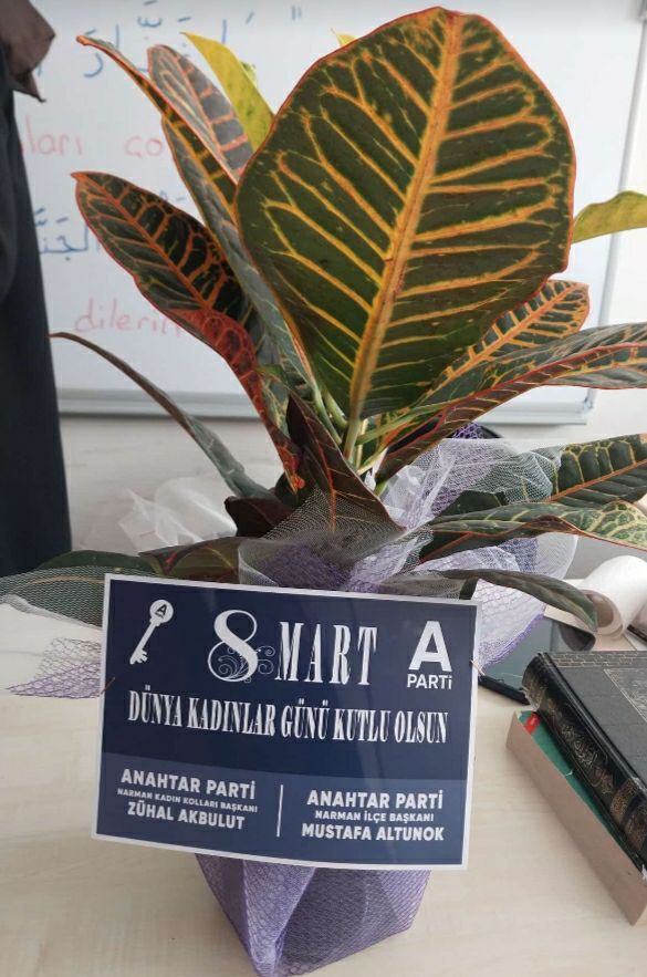 Anahtar Parti Narman İlçe Başkanlığı

*8 Mart 2026*