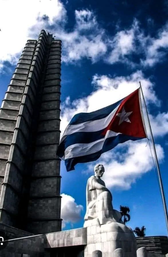 Proteger a Cuba es la Misión  que tenemos Todos en Estos Momentos.
#CubaEstáFirme