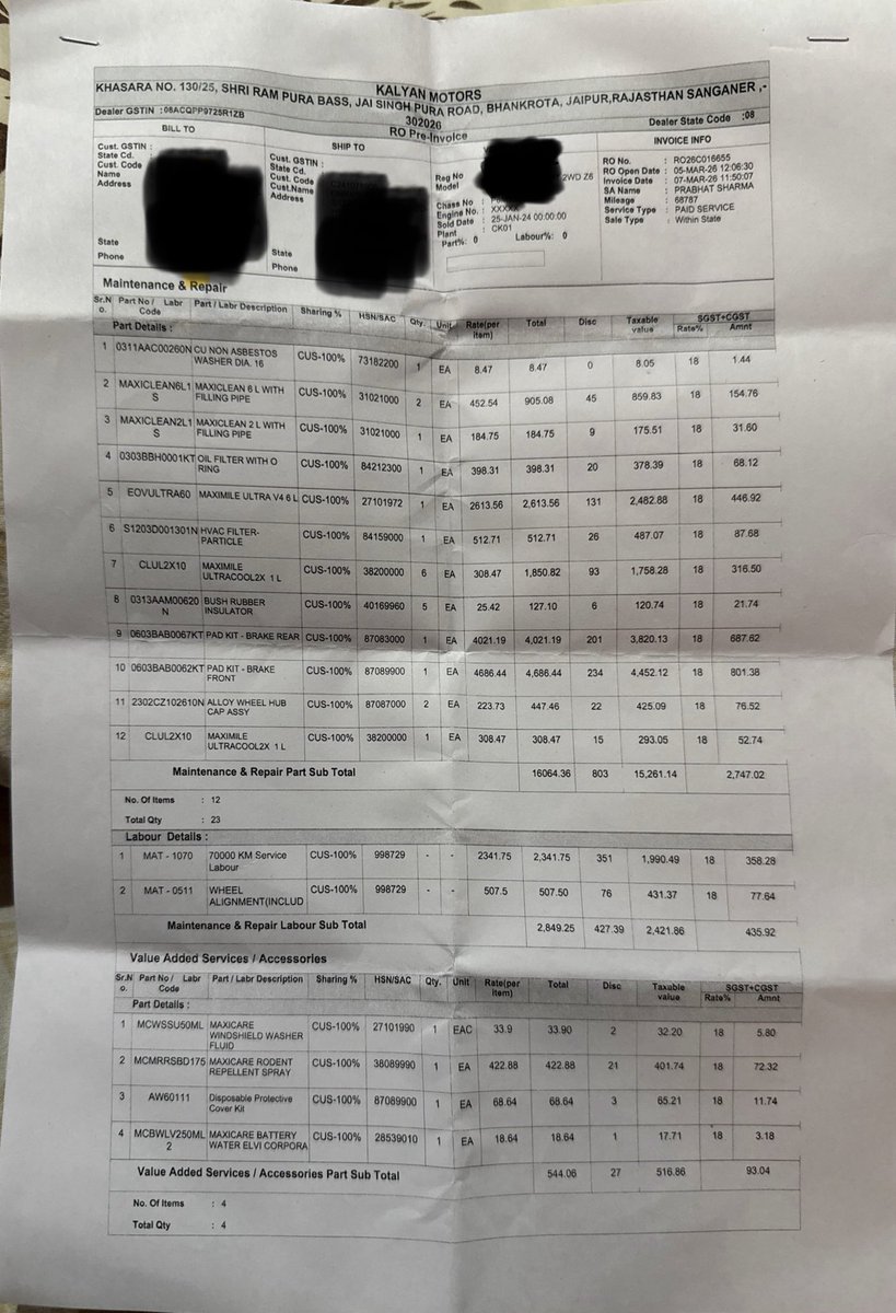 MonkeyOfSteel's tweet photo. I own 2 Mahindra SUVs and paid ₹30K+ for servicing last week, yet this is the customer experience I get. Request @MahindraRise to please look into the conduct of this service center and resolve the issues on priority.@anandmahindra @rajesh664. See attached images of receipts. https://t.co/d10IaMk4qH