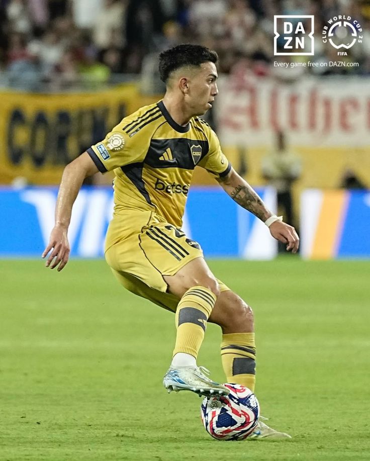 XENEIZE CORRENTINO 🇸🇪 tweet media