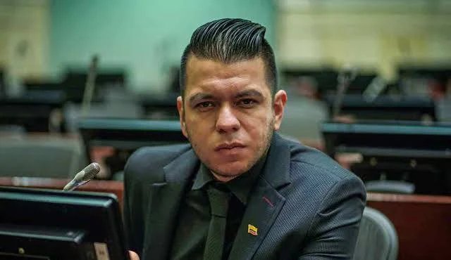 X Post 1A tweet media