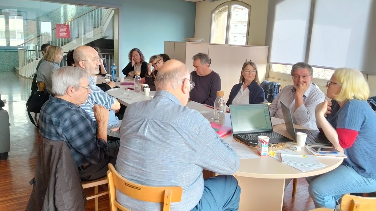 voluntaris.cat tweet media