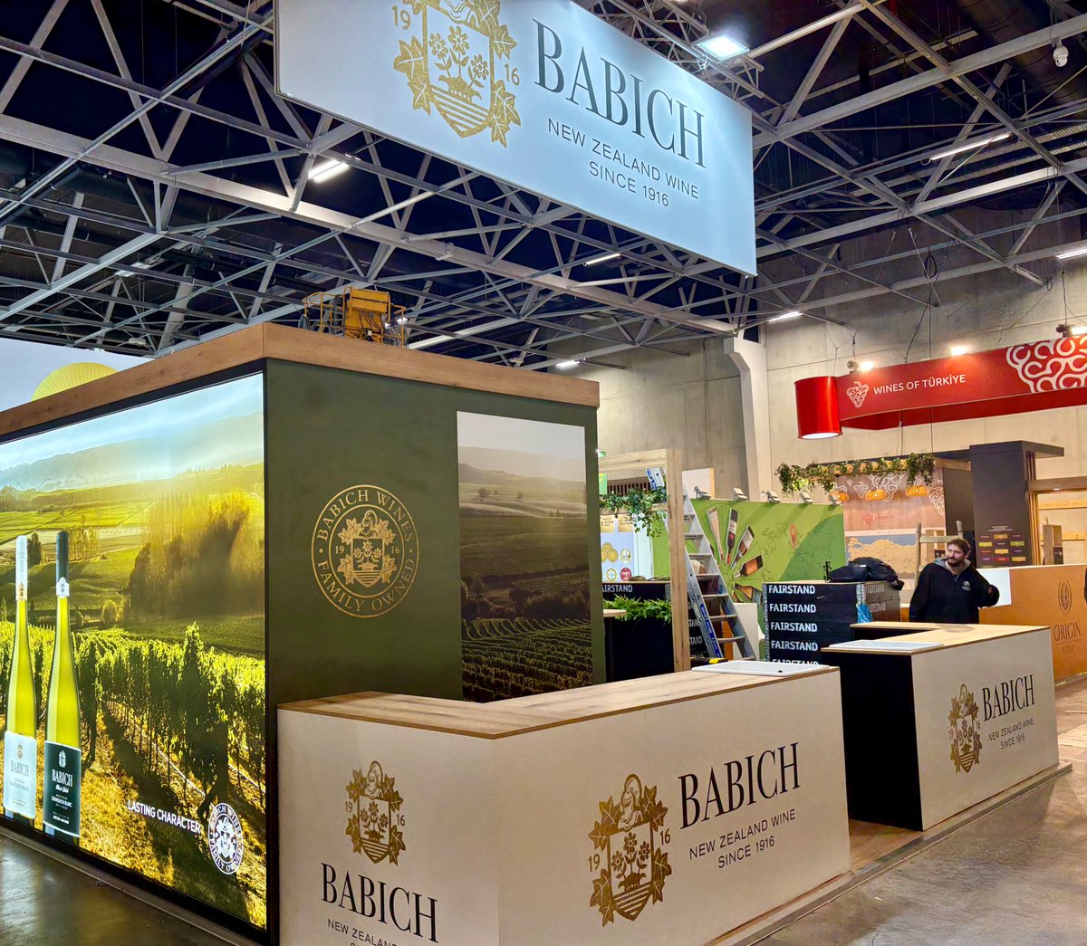 Minerva Exhibitions tweet media