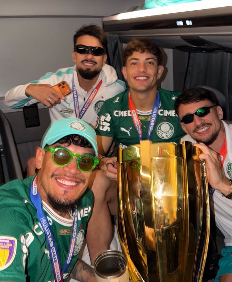 Campeões 🥇