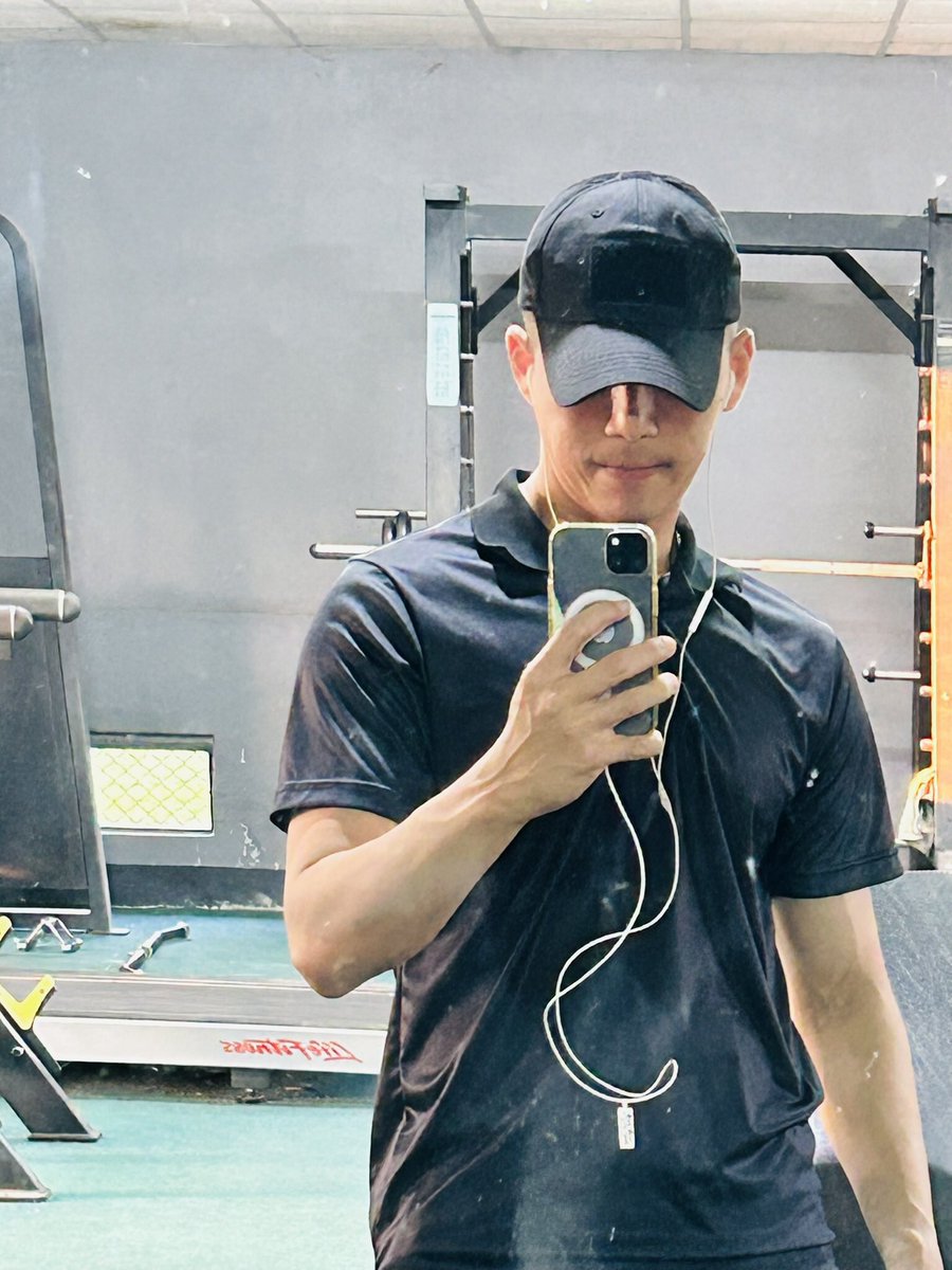 Deeland22's tweet photo. ออกกำลังกายบ้าง https://t.co/SKESwJSkkL