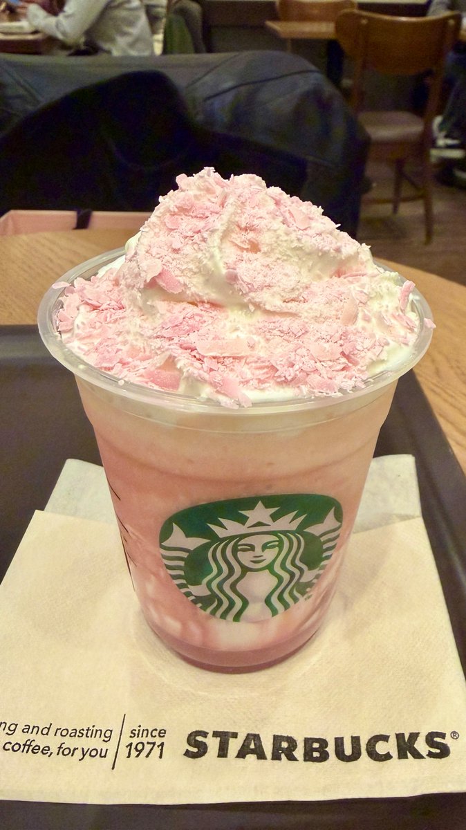 AoitubeChannel's tweet photo. https://t.co/roFs8Fr1NC

【スタバ新作】桜 咲くよ 白桃 フラペチーノ #スタバ新作 https://t.co/IDgmS9oJH9
