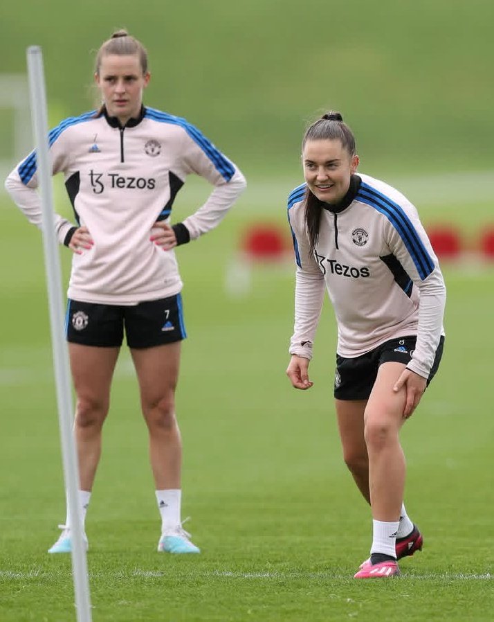 Uhf!.💜💜
<a href="/ManUtdWomen/">Manchester United Women</a>