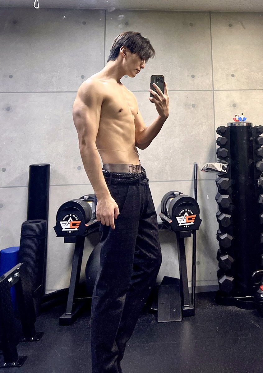 TAKA tweet media