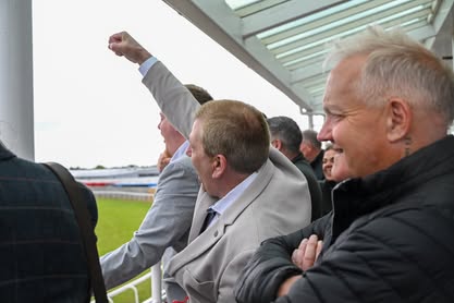 Redcar Racecourse tweet media