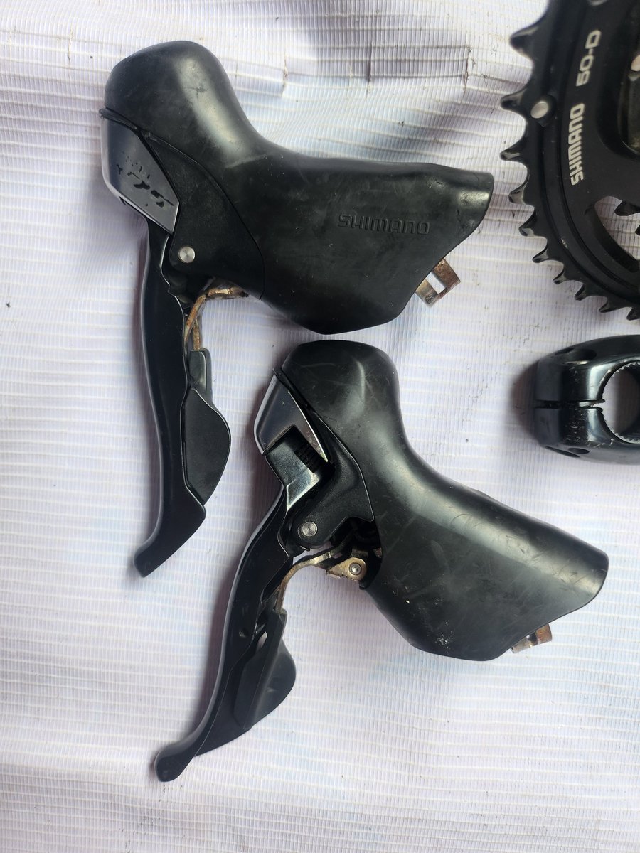 Islan Hata tweet media