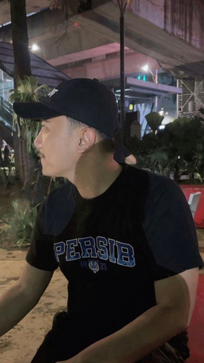 𝐜𝐚𝐜𝐢𝐧𝐠 tweet media