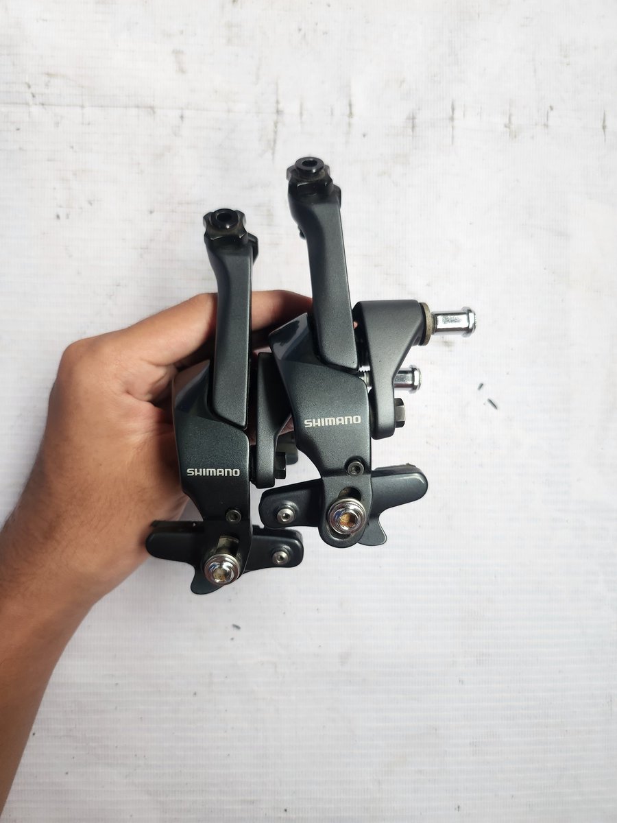 Islan Hata tweet media