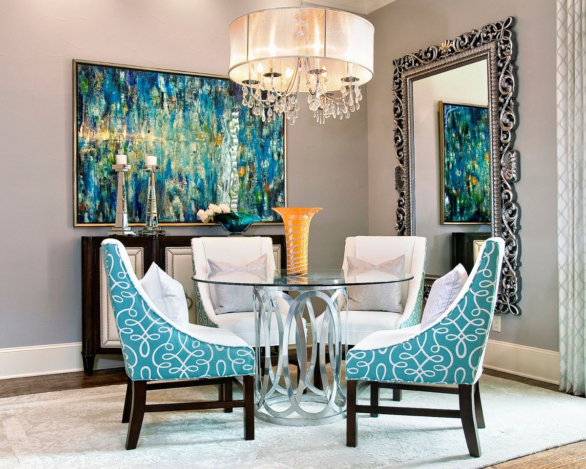 TwillyandFig's tweet image. A Spring-inspired dining room with bold art and playful patterns.

#twillyandfig #twillyandfiginteriordesign #interiorinspiration #diningroomdesign