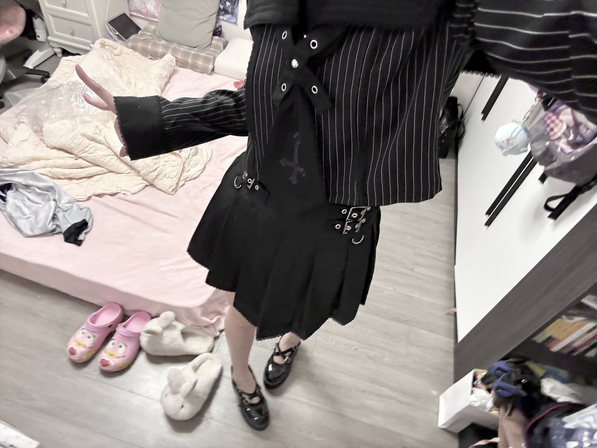 シャナ tweet media