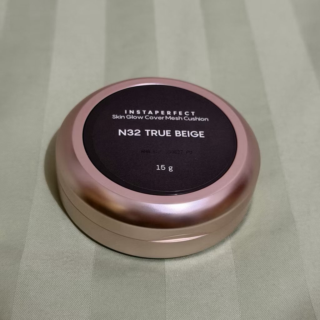 re to the re tweet media