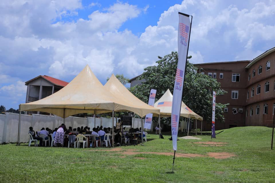 The Nile Explorer Bus 6.0 tweet media