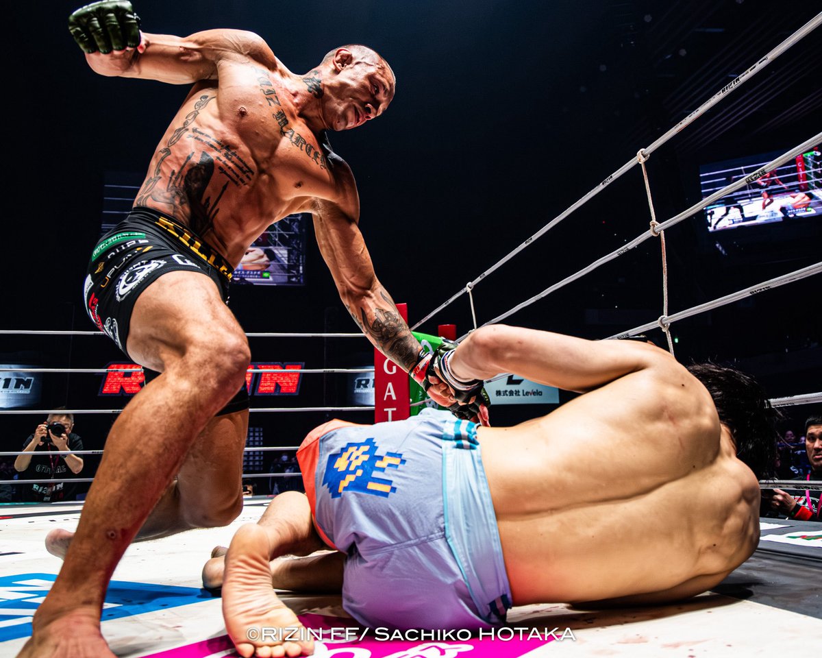 K_MMA24's tweet photo. RIZINは最高 #RIZIN52 https://t.co/JgsbxckC5d