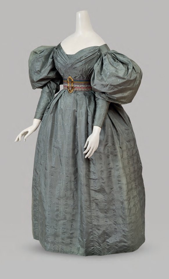 WikiVictorian tweet media