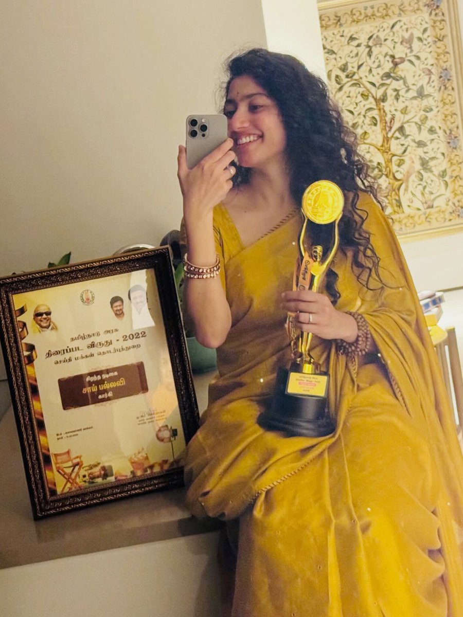 the FUTURE will CELEBRATE YOU 
even more 🧿💛 

#SaiPallavi <a href="/Sai_Pallavi92/">Sai Pallavi</a> #TamilnaduStateAward #Gargi