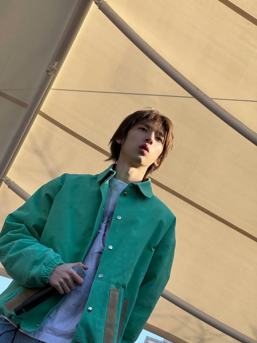 쭈윙크 tweet media