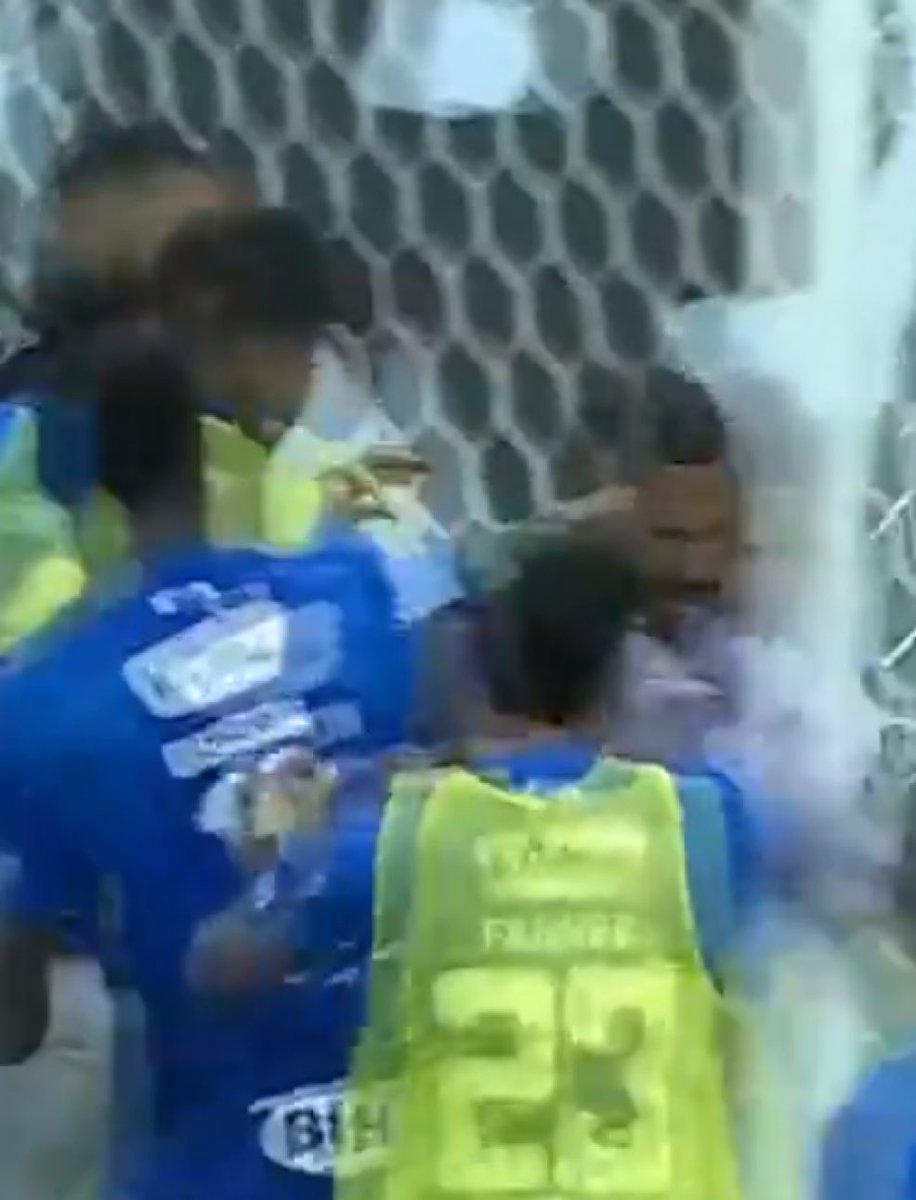 Alkalone tweet media