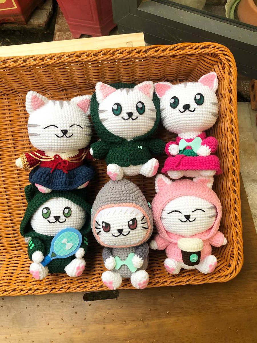 ellie.hype tweet media