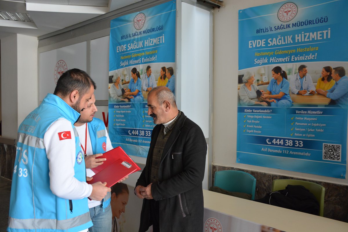 bitlistatvandh's tweet photo. Hastanemizde Evde Sağlık Hizmetleri İçin Bilgilendirme Standı Kuruldu

Haber Detayı ⬇️⬇️⬇️ 
https://t.co/GQijlD6nge
@Bitlisism @acilafetgovtr @halksagligigm @saglikbakanligi @sbkhgm @sbsggm https://t.co/RNFZ2bk3gr