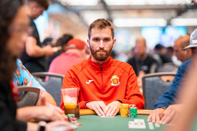 Live_Poker's tweet photo. WINAMAX : Émilien Pitavy, le grinder High Roller rejoint le Team Pro 

https://t.co/uwe0TAyhfs

#winamax #teampro #émilienpitavy https://t.co/olMMULRqnd