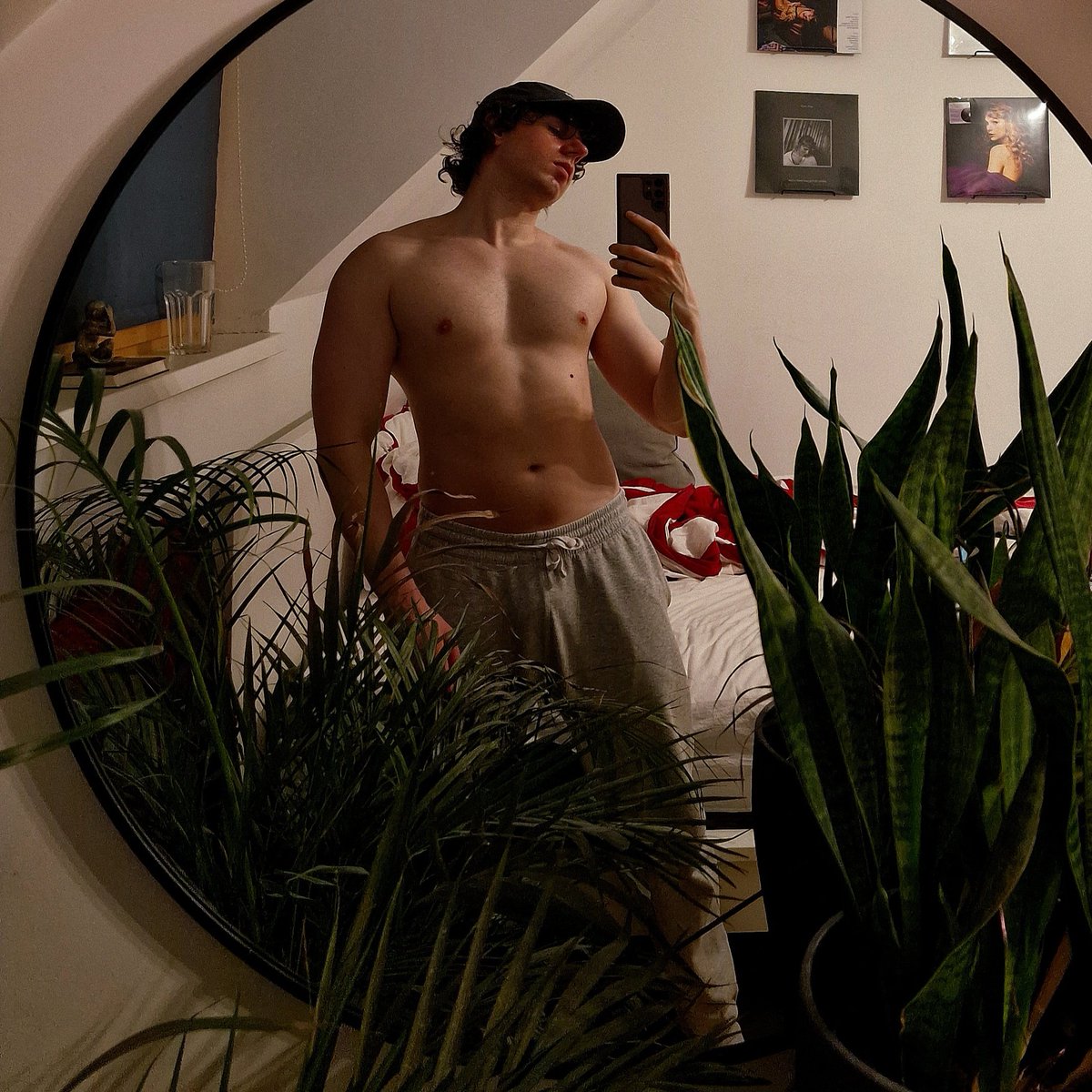 Procrastinaut tweet media